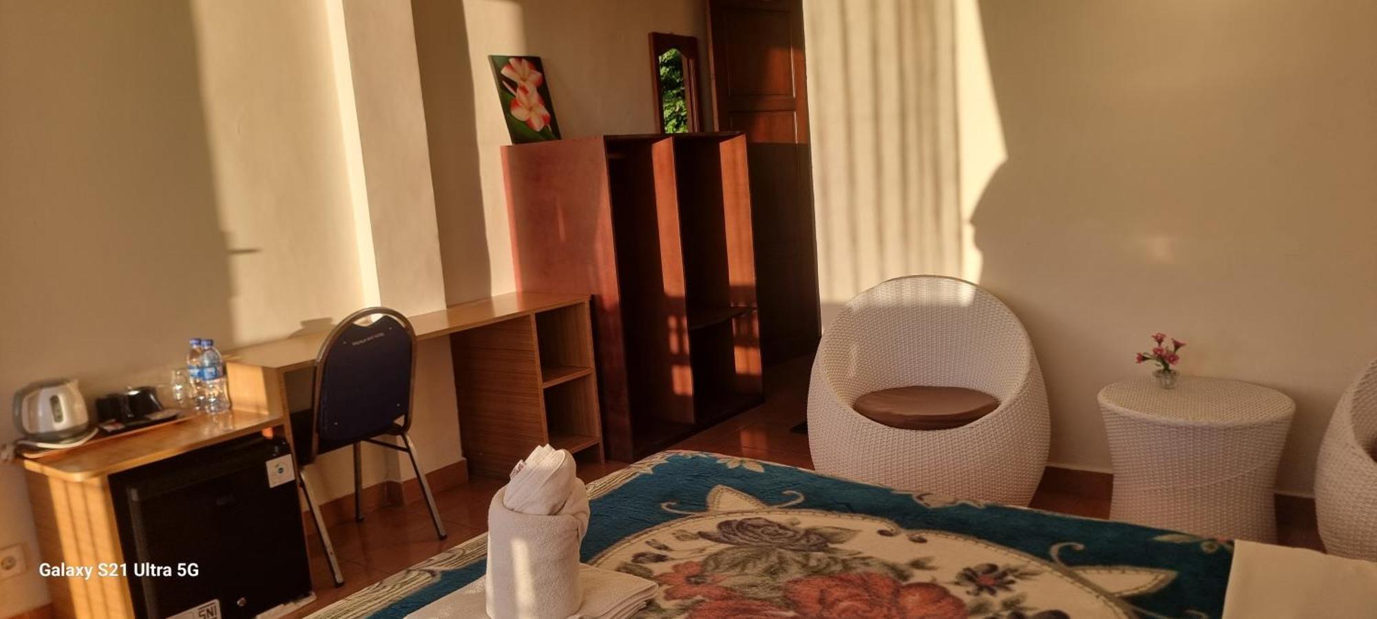 Bajawa-Roo Hotel Экстерьер фото