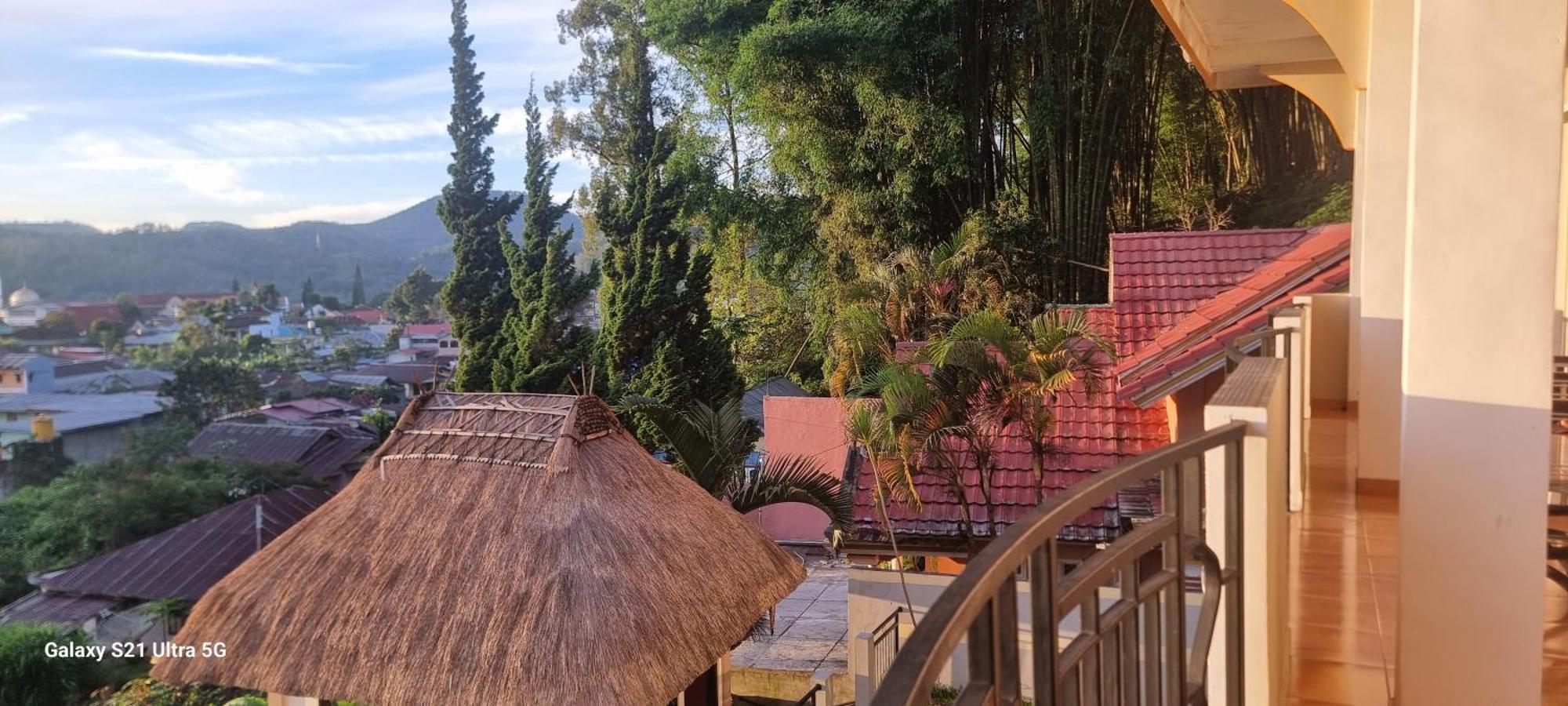 Bajawa-Roo Hotel Экстерьер фото